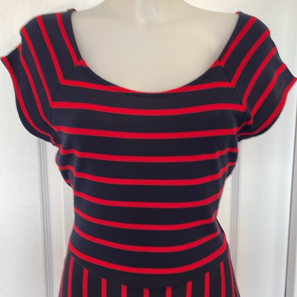 MARKET&SPRUCE WRAP BACK DRESS RED/NAVY BLUE STRIPED CAP SLEEVE SIZE MED PETITE